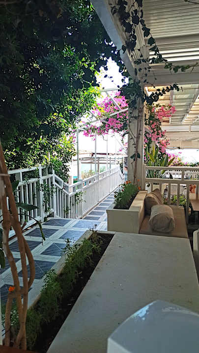 Gastro Can Garden Resort