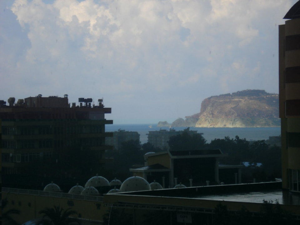 Regen fällt Hotel Club Paradiso