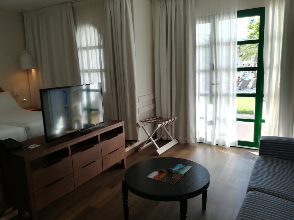 Zimmer H10 Ocean Suites