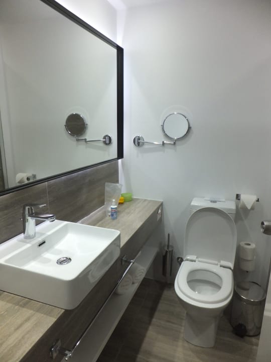 Zimmer Crystal Springs Beach Hotel