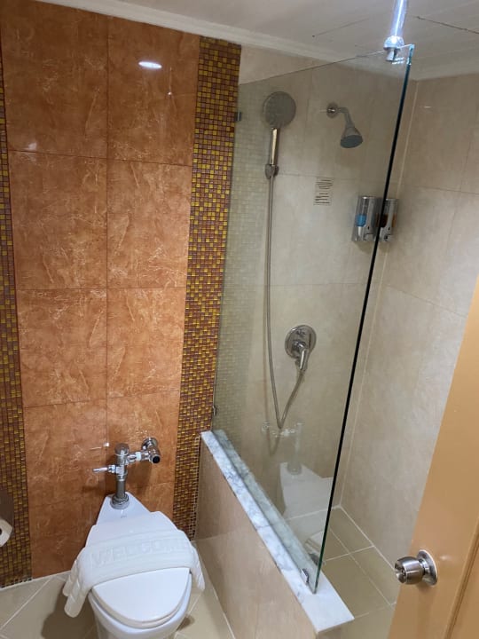 Zimmer Pinnacle Lumpinee Park Hotel