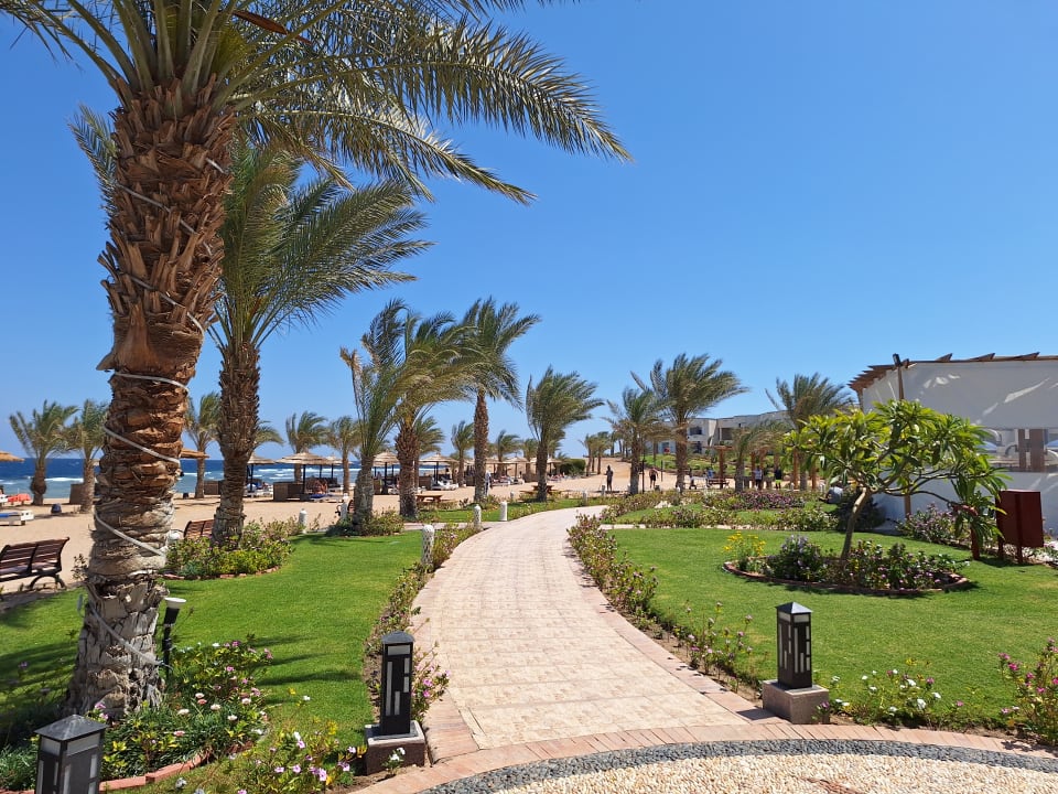 Gartenanlage Coral Sun Beach