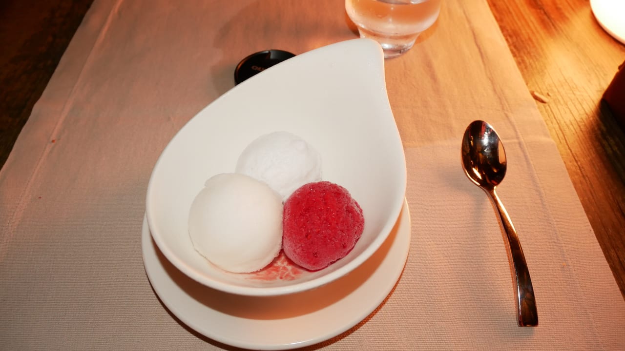 Gastro Veligandu Maldives Resort Island