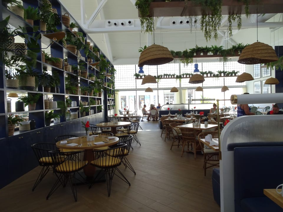 Restaurant Ocean Riviera Paradise