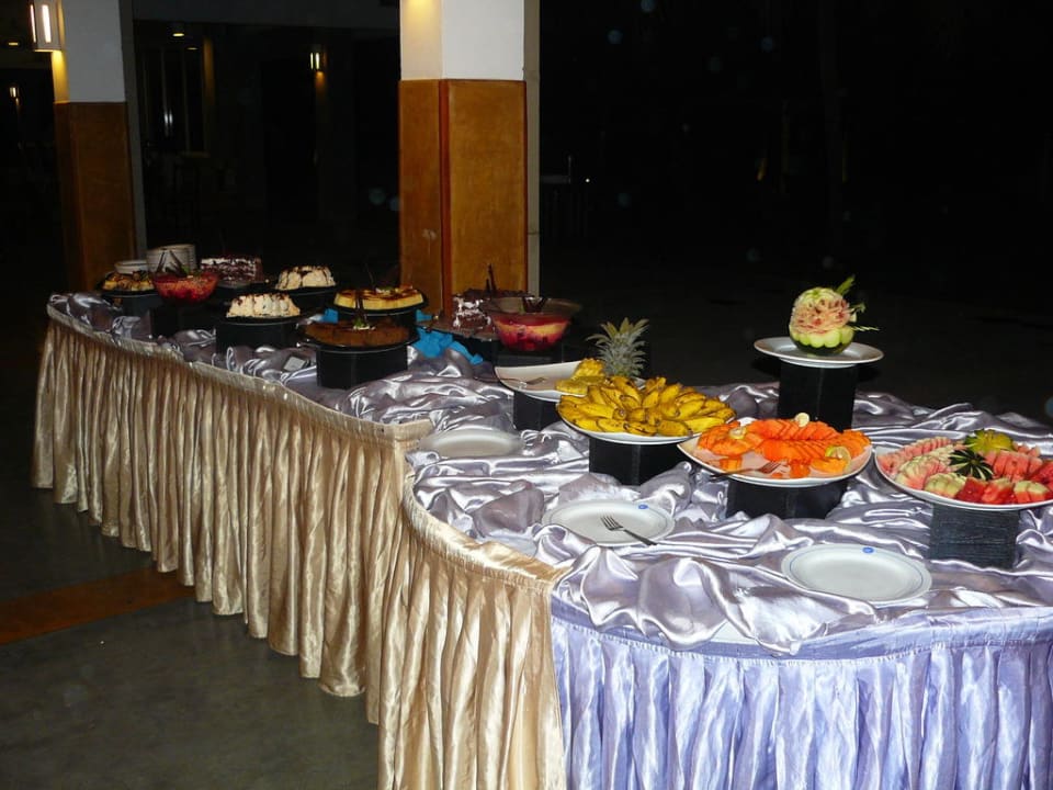 Büffet Goldi Sands Hotel