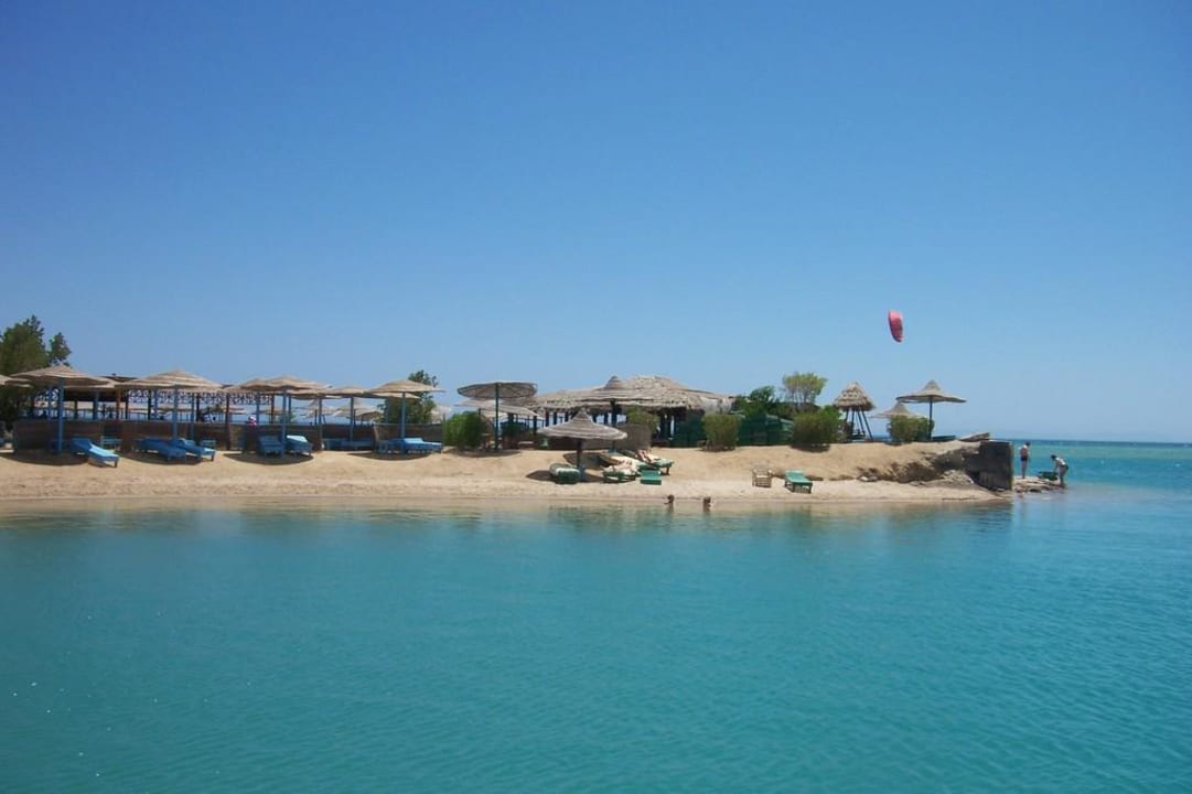 Ausblick vom Steg zum Strand Sultan Bey Hotel, El Gouna
