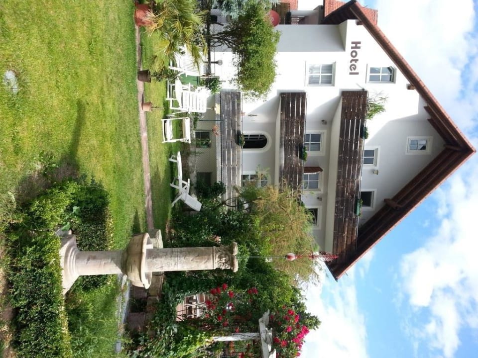 Hotelansicht vom Garten Hotel Pension Am Engelsberg