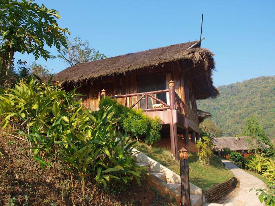 Bungalow Hotel Huai Khum Resort