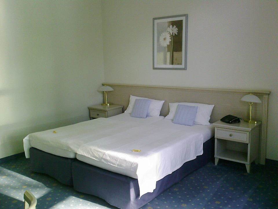 Geräumiges Zimmer Hotel Seegasthof im Volkshaus