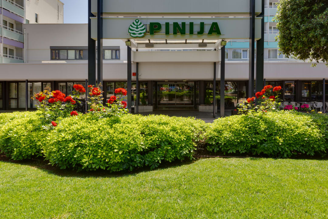 Außenansicht Hotel Pinija