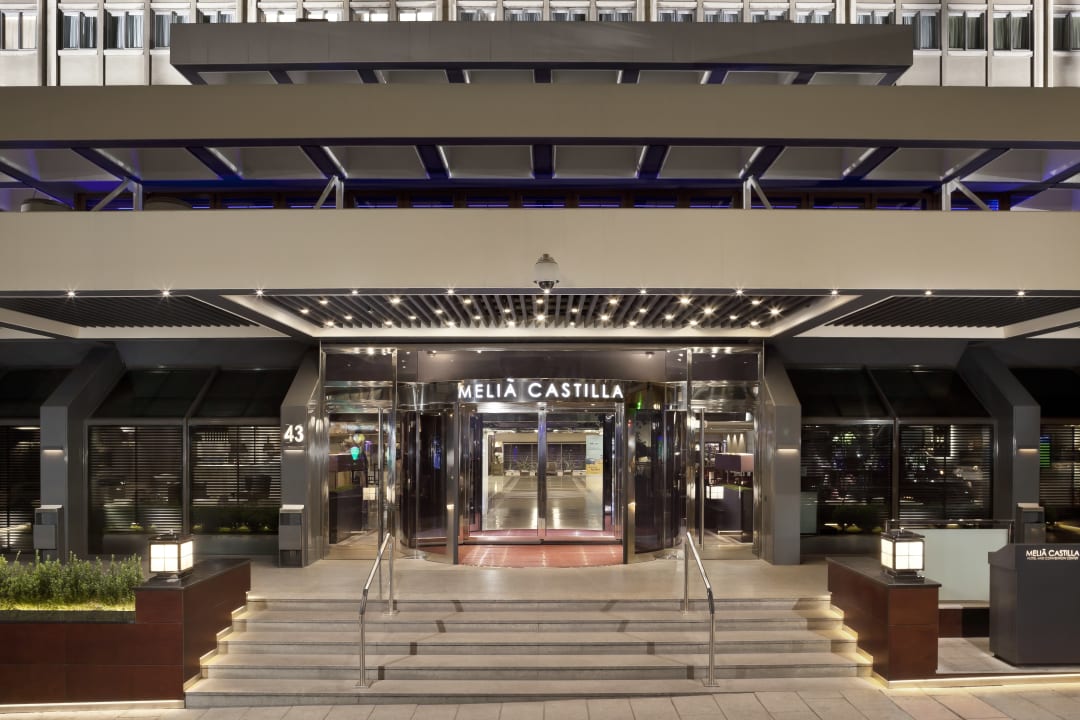 Außenansicht Hotel Melia Castilla