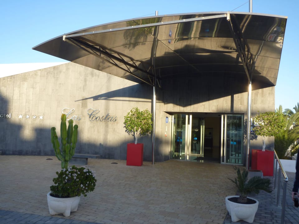 Eingang Hotel Las Costas