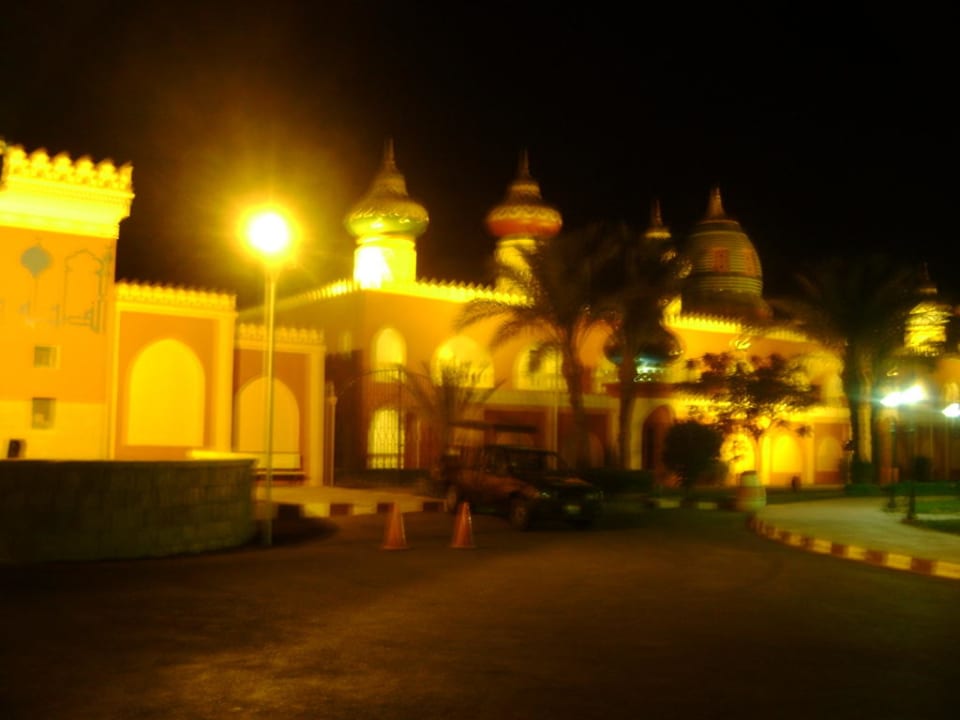 Hoteleingang Pickalbatros Alf Leila Wa Leila Resort - Neverland Hurghada