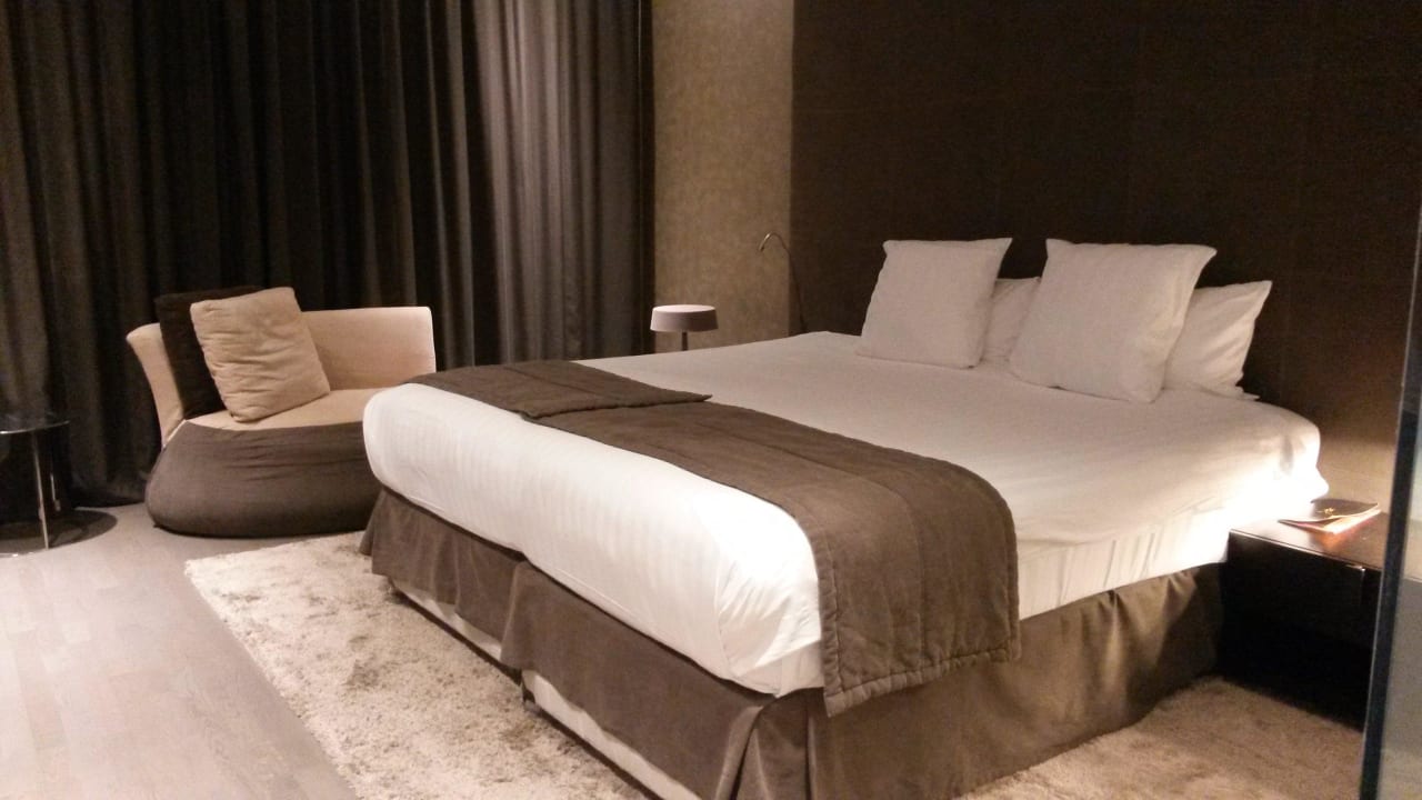 Sehr bequemes Bett The Canvas Hotel Dubai MGallery By Sofitel