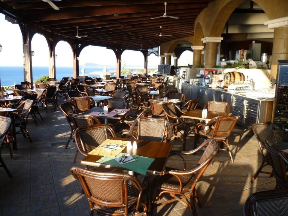 Toller Frühstücksbereich Hotel Kalithea Horizon Royal