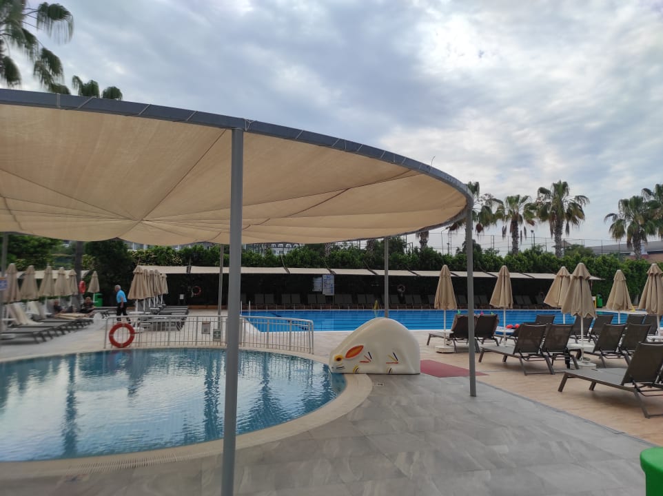 Pool Hane Family Resort