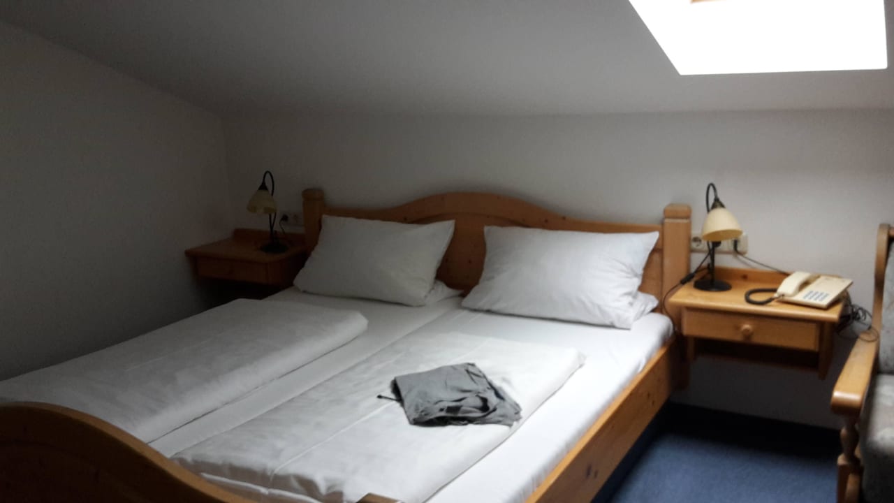 Bequemes Bett mit guter Matraze Pension Zur Schönen Aussicht