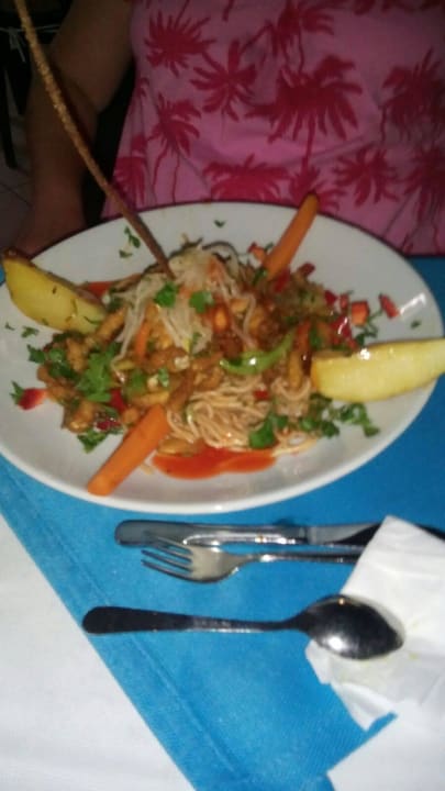 Lecker Thai essen in der Snackbar Club Sidelya Hotel