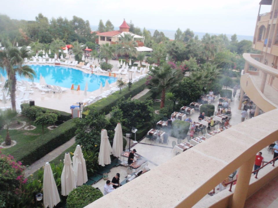 Widok z pokoju 1105 Bella Resort & Spa