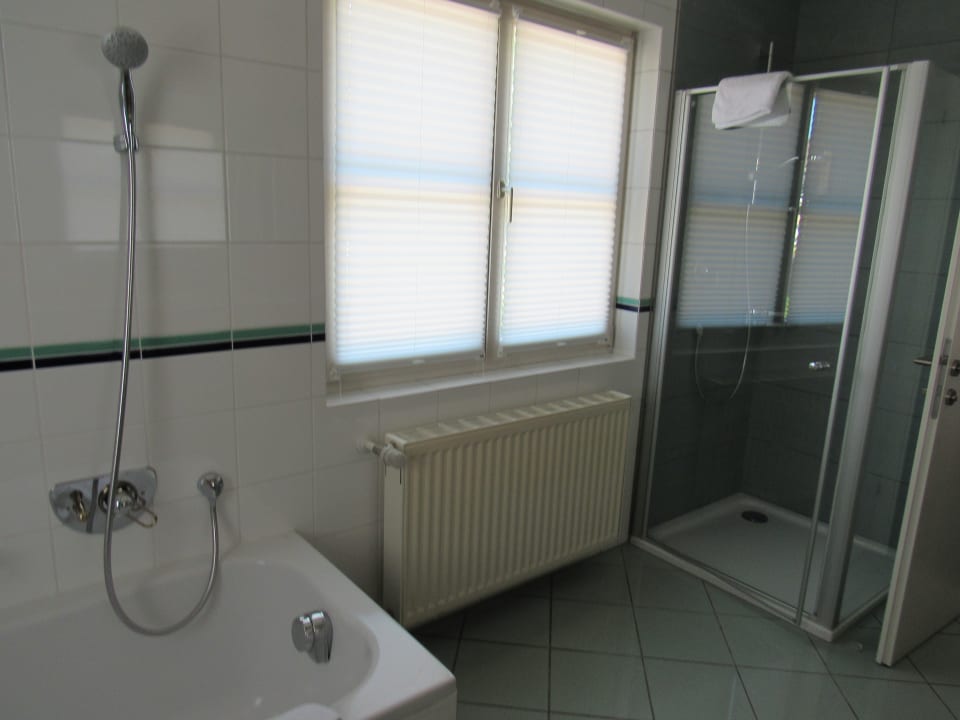 Zimmer SONNE_1806, Hotel am Campus Dornbirn