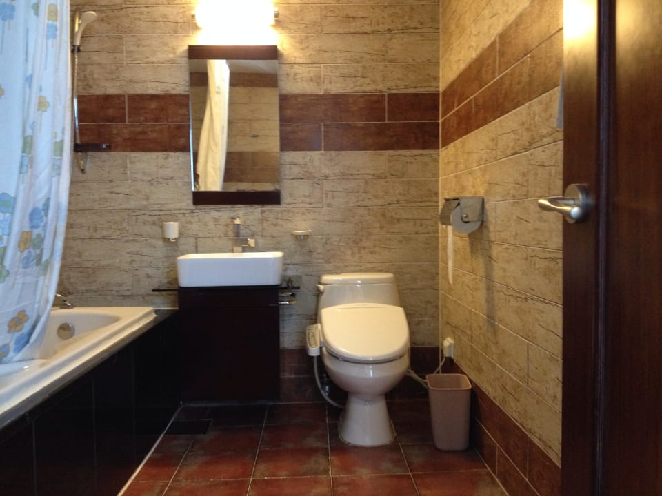 Badezimmer Executive Suite Sunset Business Hotel