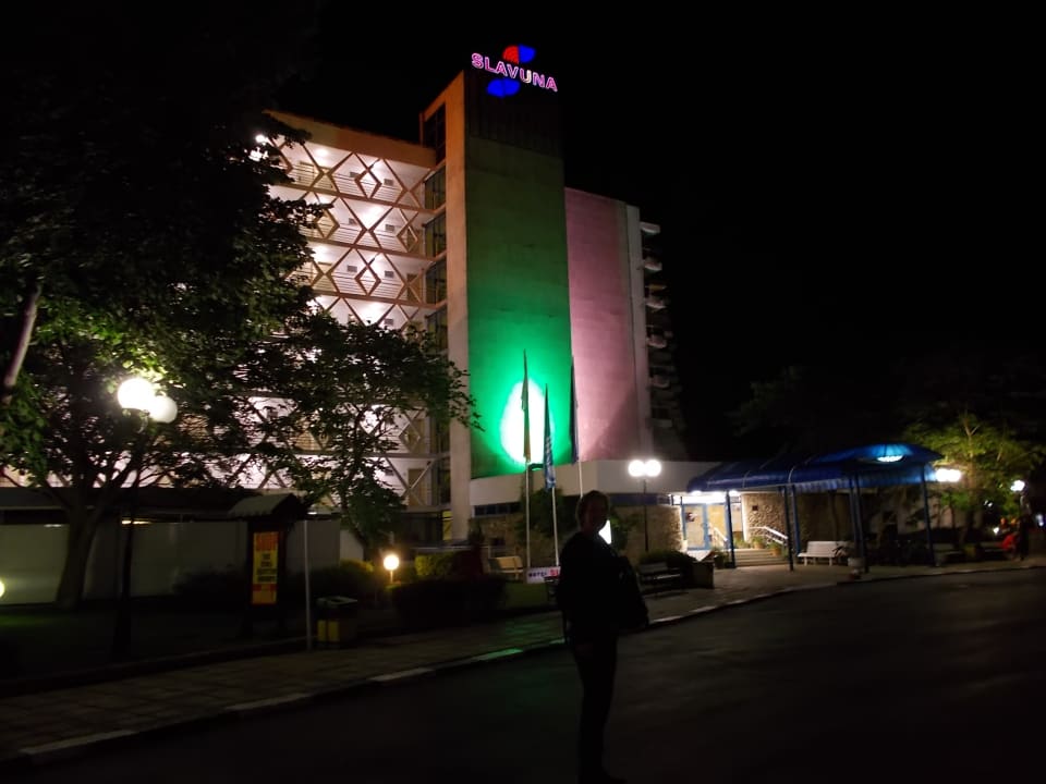 Außenansicht Hotel Slavuna