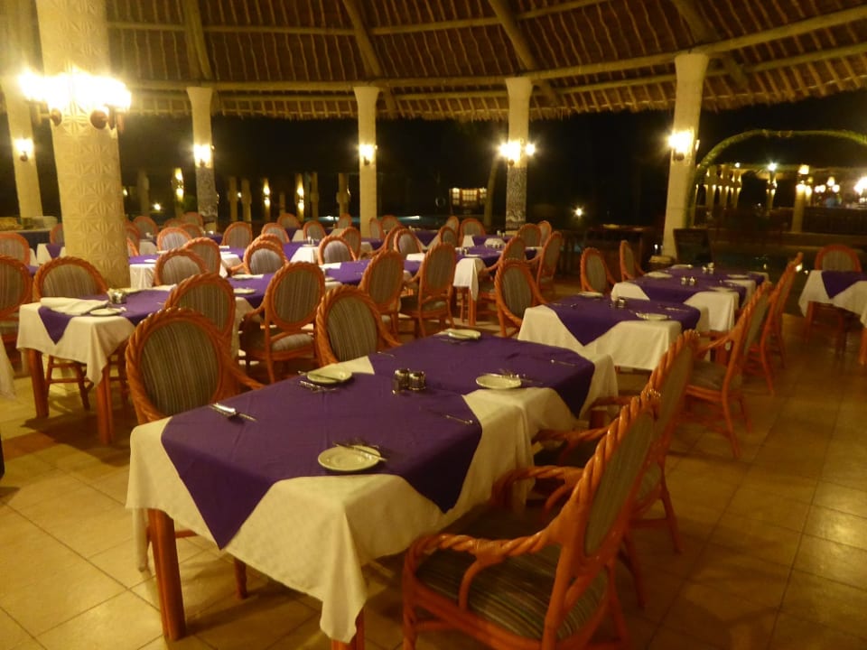 Gastro Neptune Paradise Beach Resort & Spa