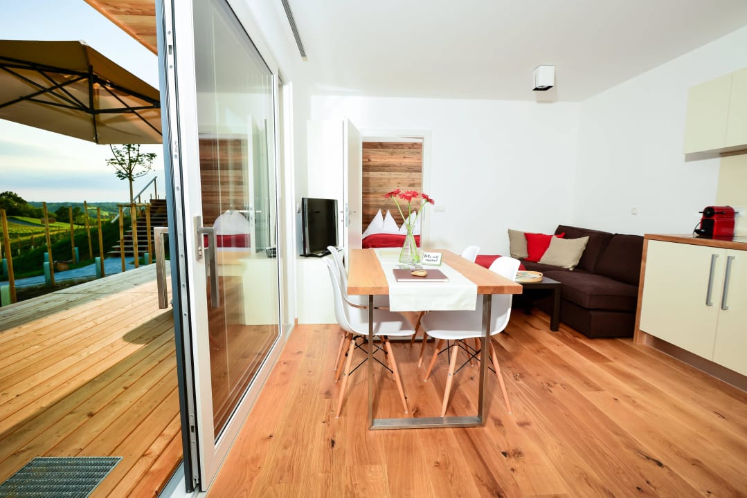 Ferienhaus mit 55 m² großer Terrasse Weingarten-Resort Unterlamm Loipersdorf