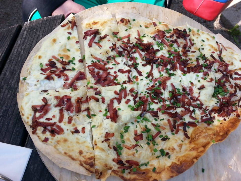 St. Valentin, Flammkuchen Elsass Hotel Bischofslinde