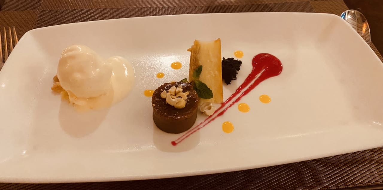 Gastro Club Hotel Dolphin