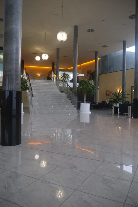 Eingangstreppe Hotel Las Costas