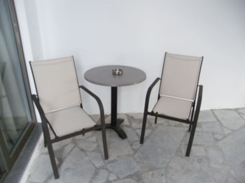 Taras przy pokoju Hotel Kakkos Bay