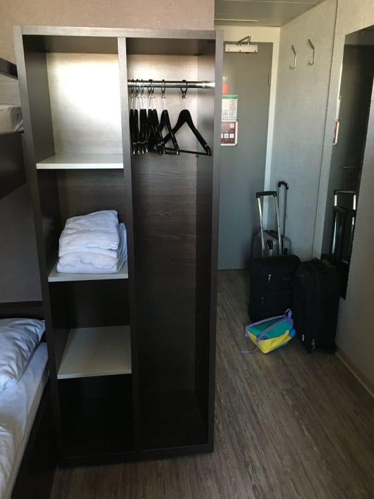 Zimmer MEININGER Hotel Berlin Hauptbahnhof