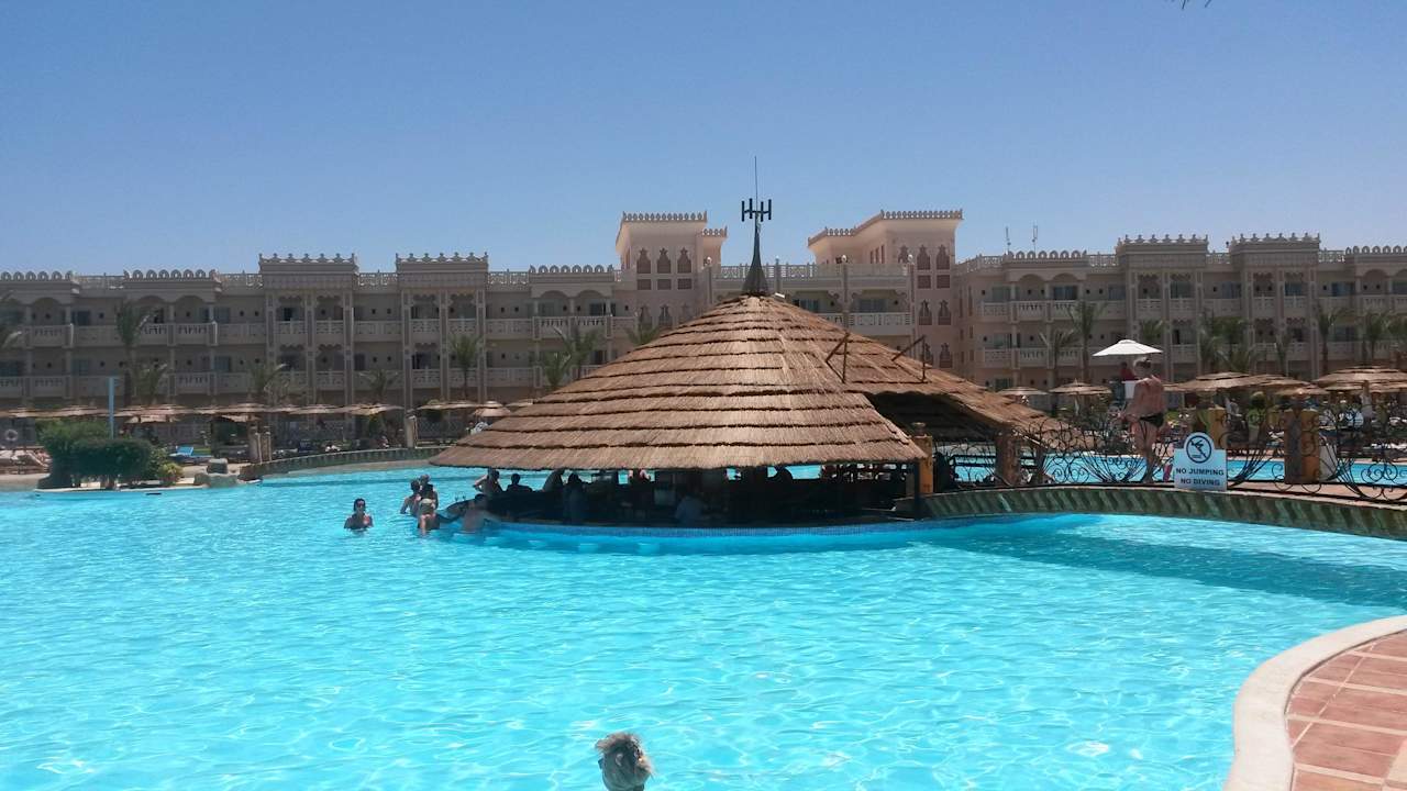 Poolbar Pickalbatros Palace Resort
