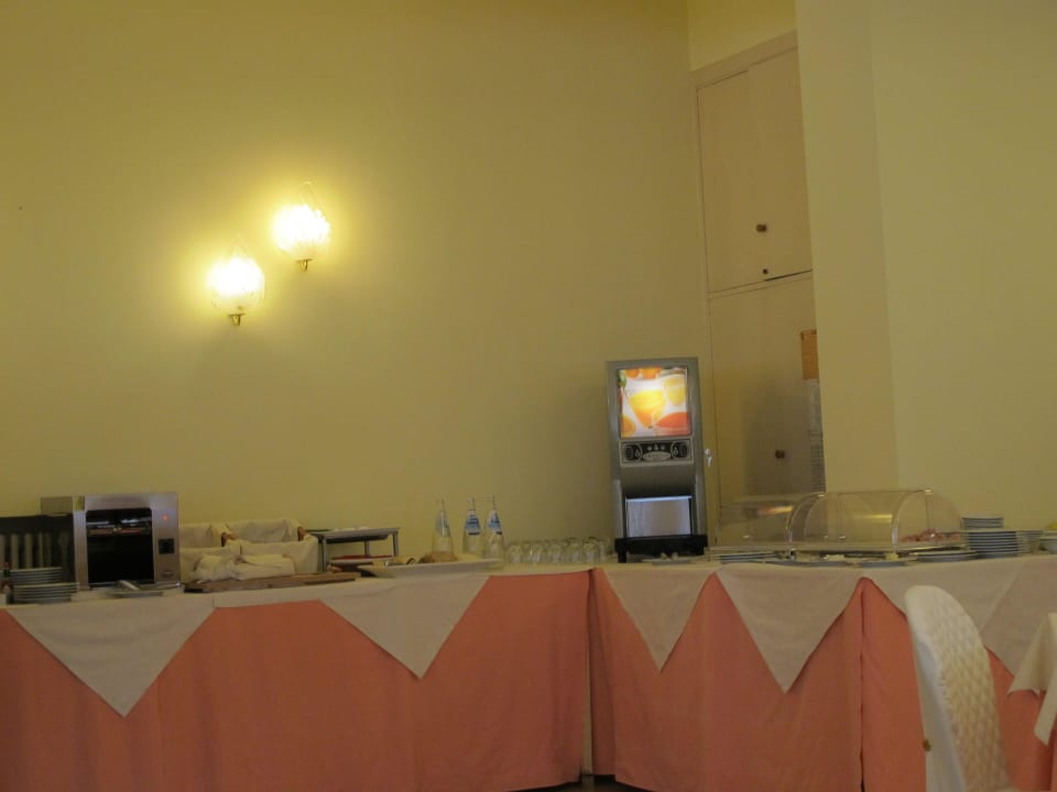 Frühstücksbüffet Hotel Terminus & Garda