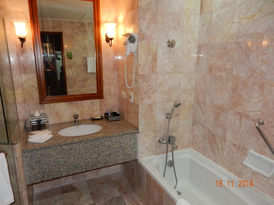 Bad Hotel Century Park