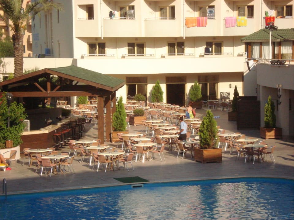 Bar Side Breeze Hotel