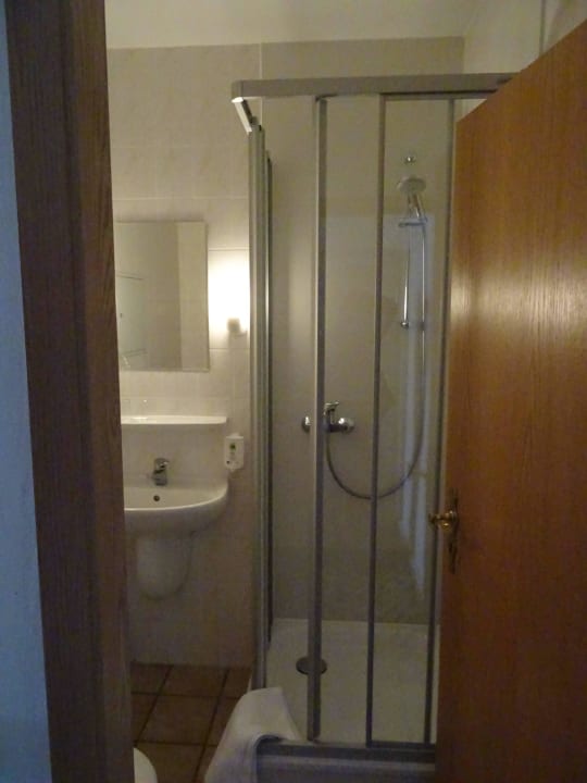 Bad Das Hotel an der Stadthalle - Rostock Hauptbahnhof
