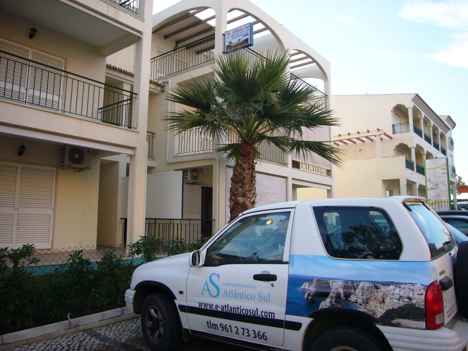 Atlantico Sul Straßenansicht Apartments Atlantico Sul