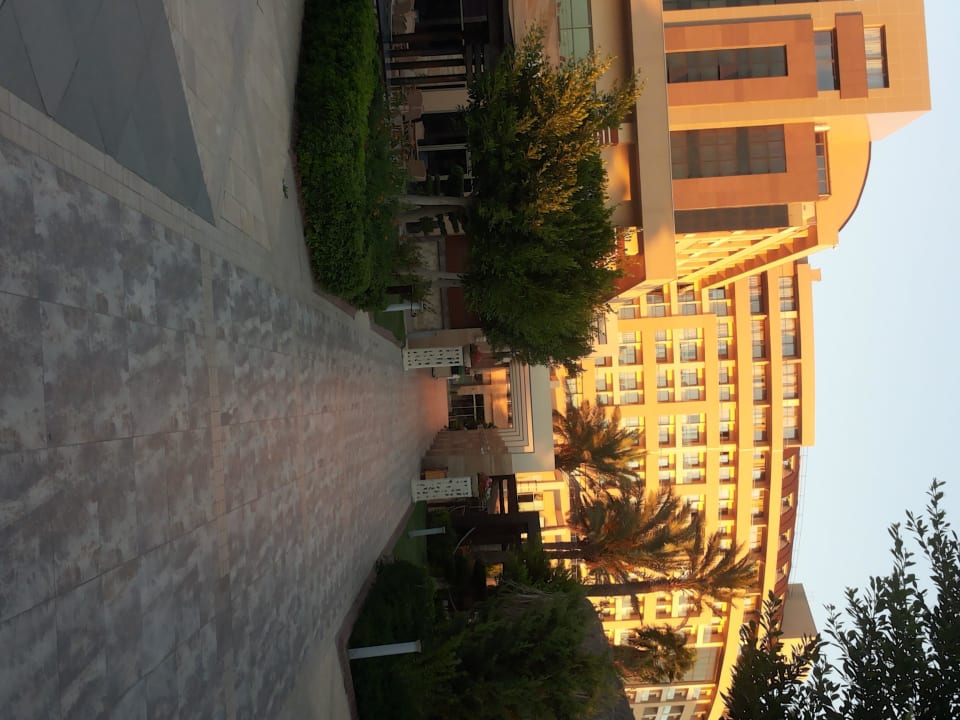 Hotel bei Sonnenaufgang Fame Residence Lara & Spa