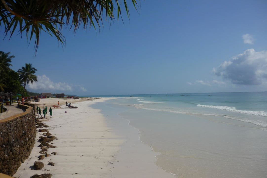 Schöner Galu-Beach Neptune Village Beach Resort & Spa