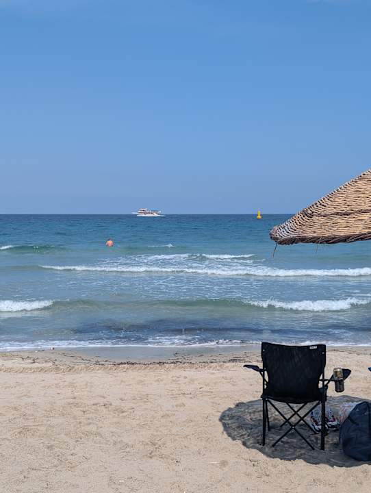 Strand Tuntas Family Suites Kusadasi