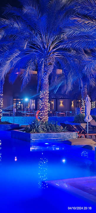 Pool DoubleTree by Hilton Resort & Spa Marjan Island