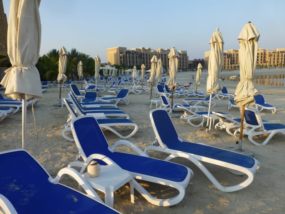 Strand DoubleTree by Hilton Resort & Spa Marjan Island