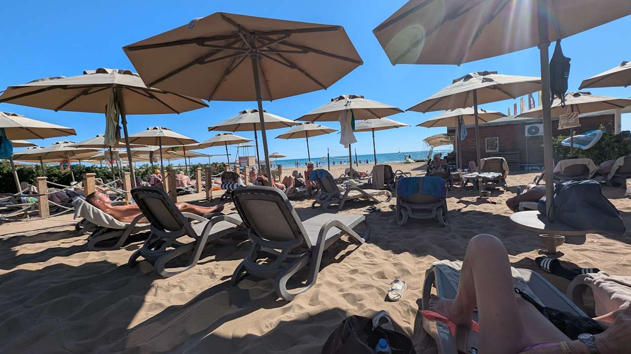 Strand Side Sunport Hotel & Spa