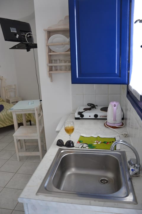 Kochzeile Agnadi View Villa