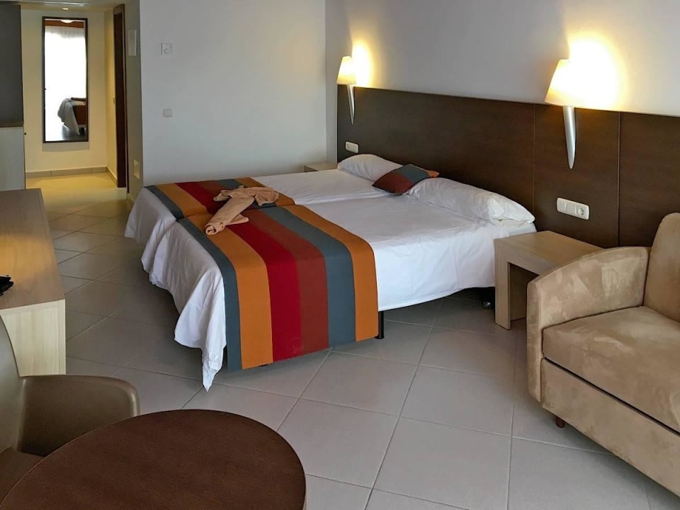 Doppelzimmer SBH Monica Beach Resort