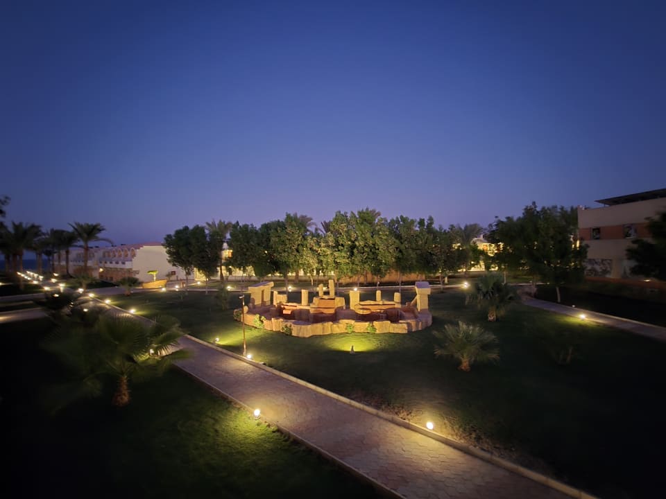 Gartenanlage Three Corners Sea Beach Resort