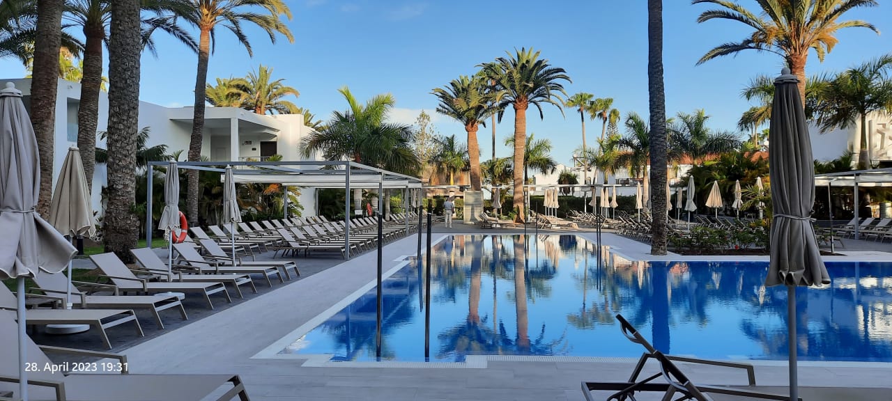 Außenansicht Hotel Riu Palace Palmeras