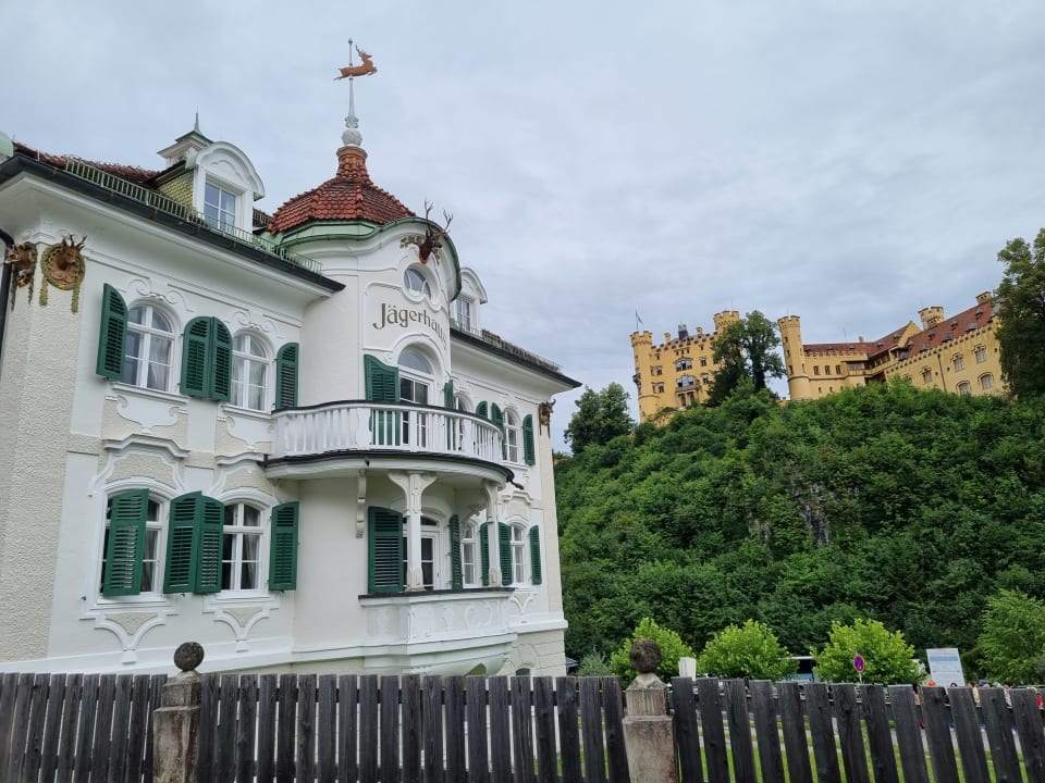 Außenansicht AMERON Neuschwanstein Alpsee Resort & Spa
